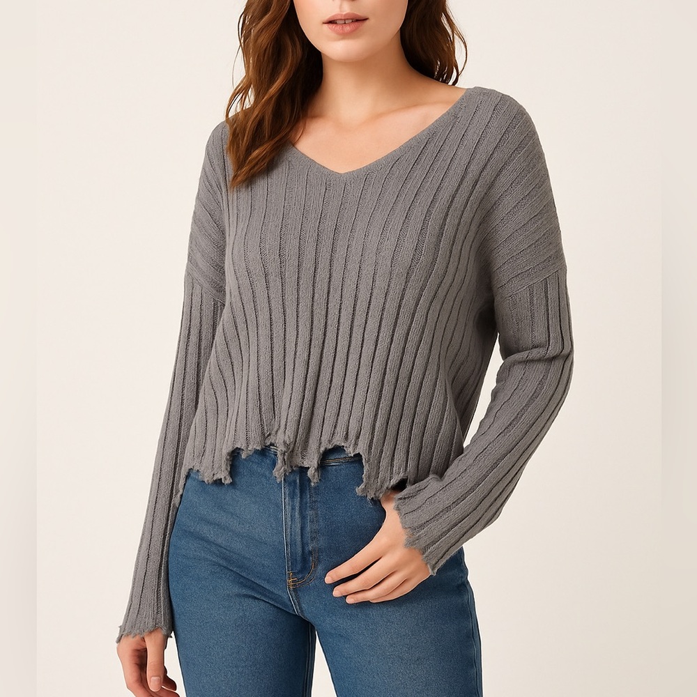 SHEIN Gray Ribbed Distressed Hem Sweater | Size L